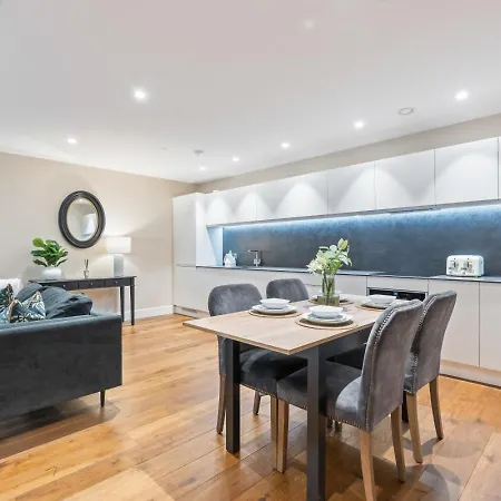 - Sleeps 4 - 2bed - 2bath