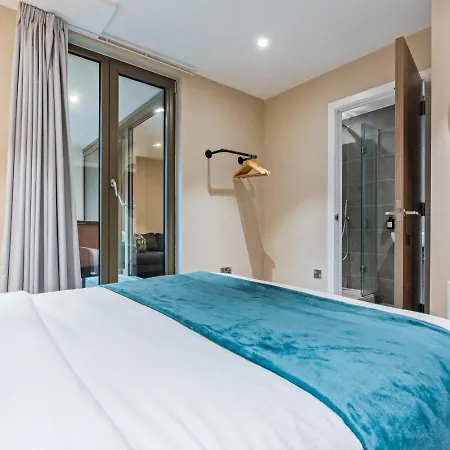 Апартаменты York Residence - Sleeps 4 - 2Bed - 2Bath *